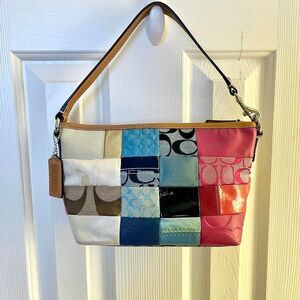 SOLD Coach Patchwork shoulder bag in spring and summer colors 🌸🌞🌊